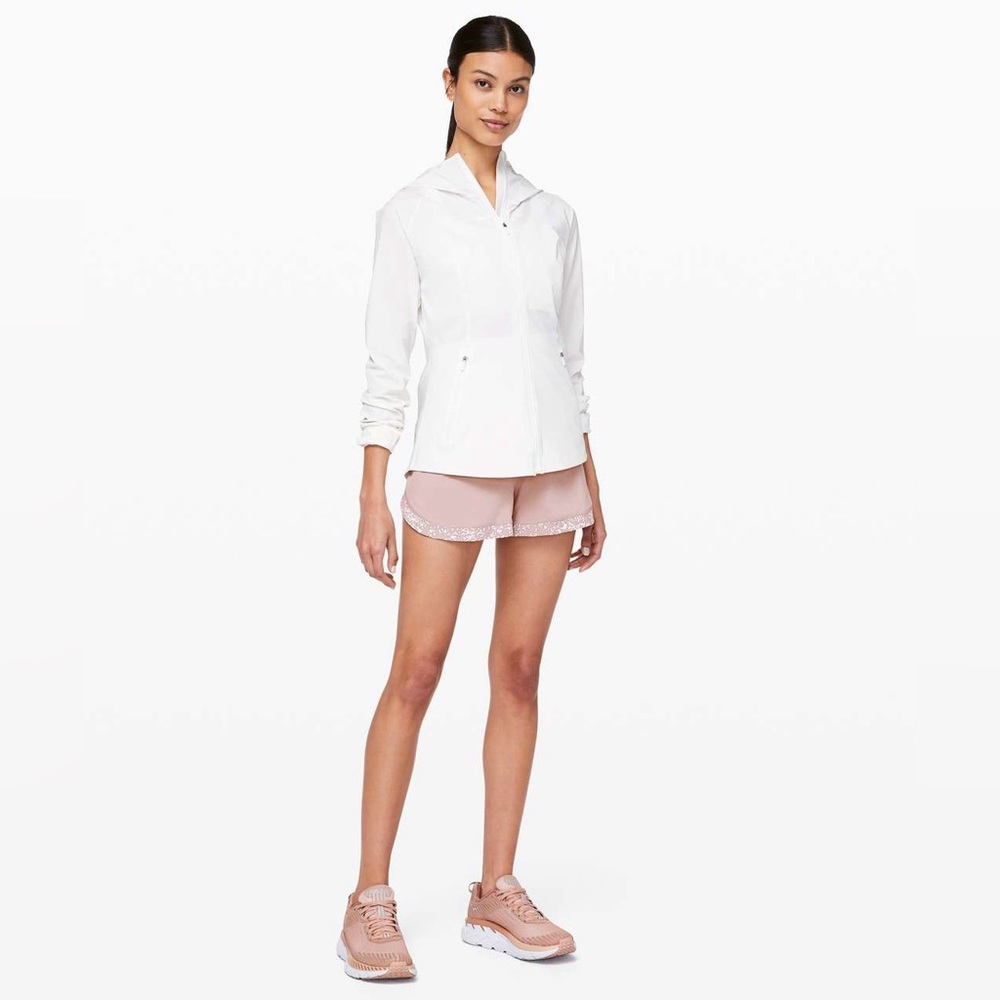 Lululemon Run The Line Short *Reflective 3"
Muse - Picture 7 of 14